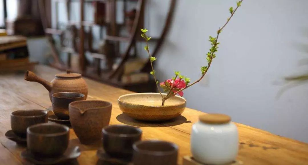 高血压患者饮茶指南，适宜的茶类与注意事项
