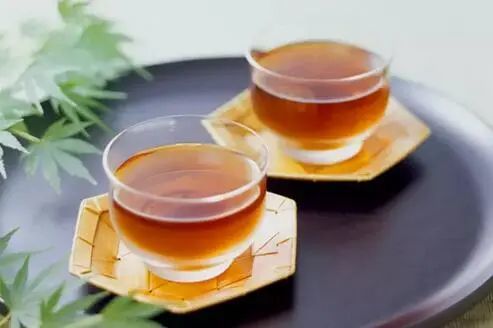 探索具有降血压和血脂功效的天然茶